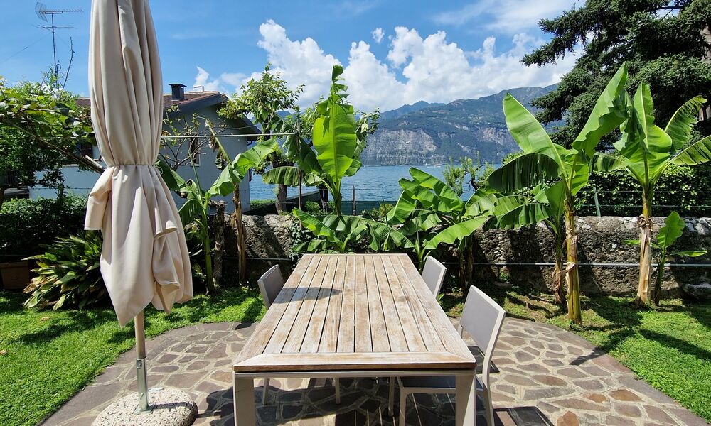 Casa Priori - Malcesine - House 01  |  Apartment 01 Studio apartment with lake view balcony
