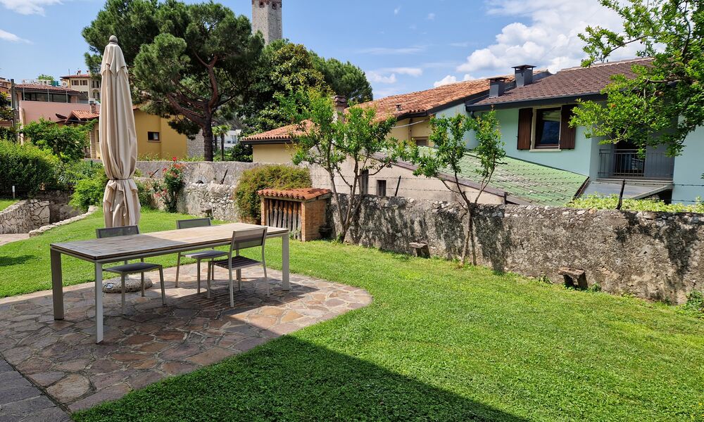Casa Priori - Malcesine - House 01  |  Apartment 02 Two-room ground floor apartment